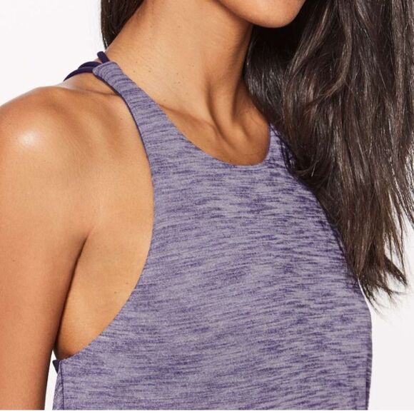 ✨ Lululemon Raise The Barre Tank✨ - Picture 5 of 11